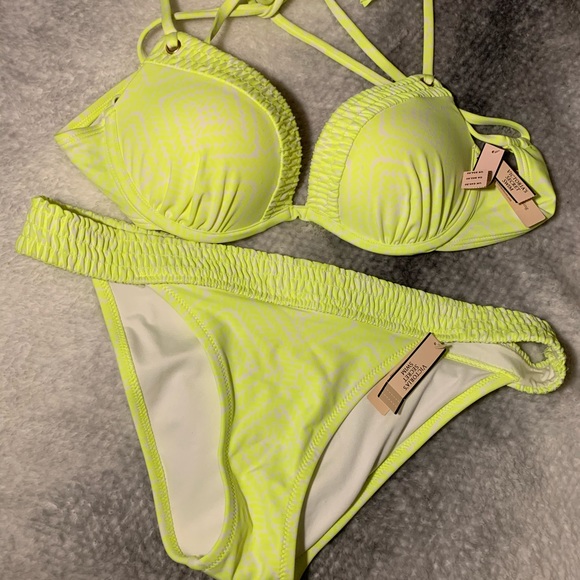 Victoria secret 2 piece swimsuit - Picture 1 of 4